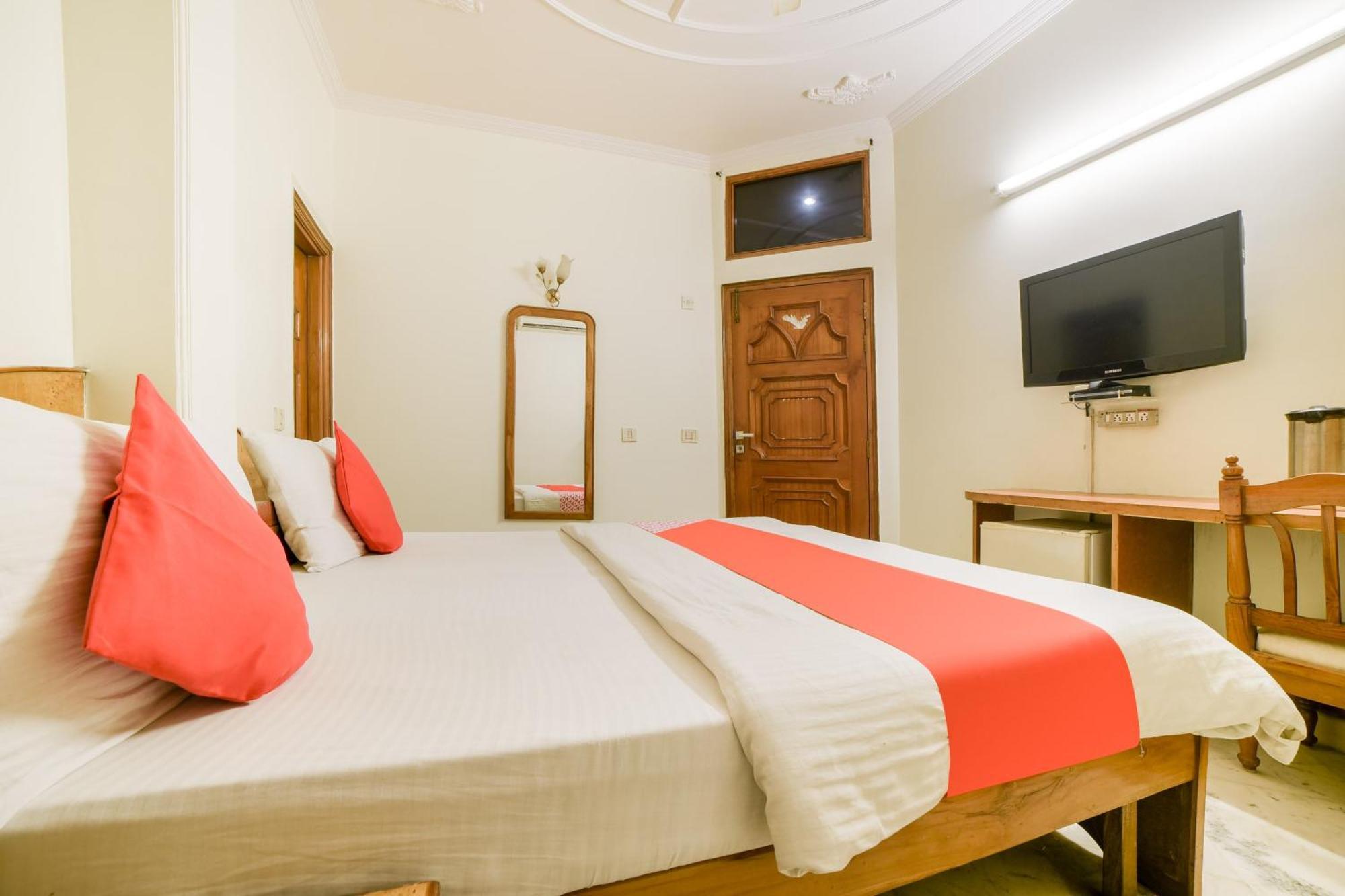Super Hotel O Blue Sapphire Delhi Ню Делхи Екстериор снимка