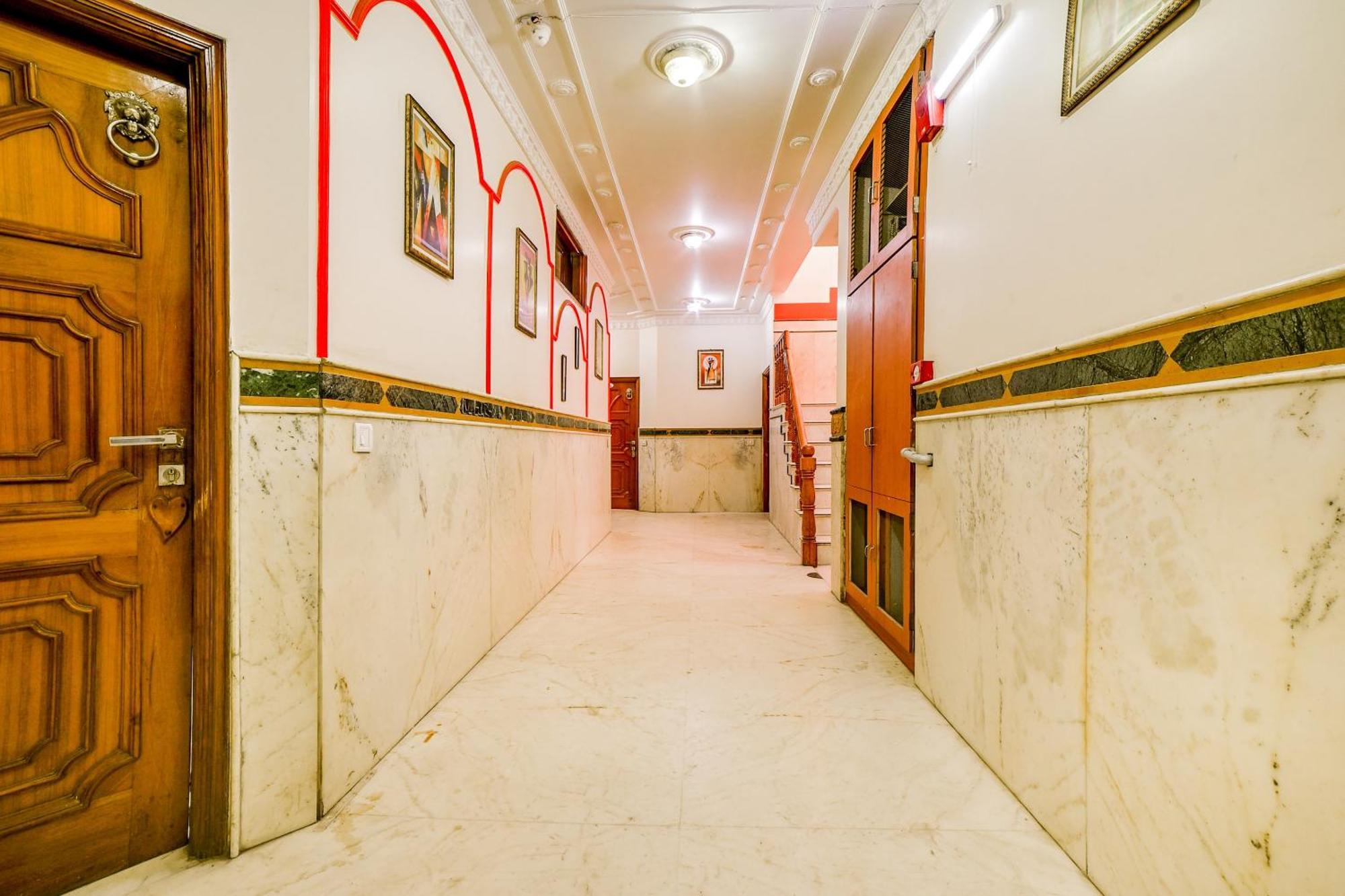 Super Hotel O Blue Sapphire Delhi Ню Делхи Екстериор снимка