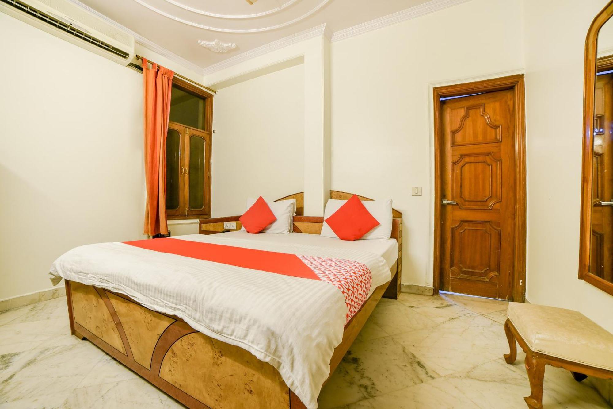 Super Hotel O Blue Sapphire Delhi Ню Делхи Екстериор снимка