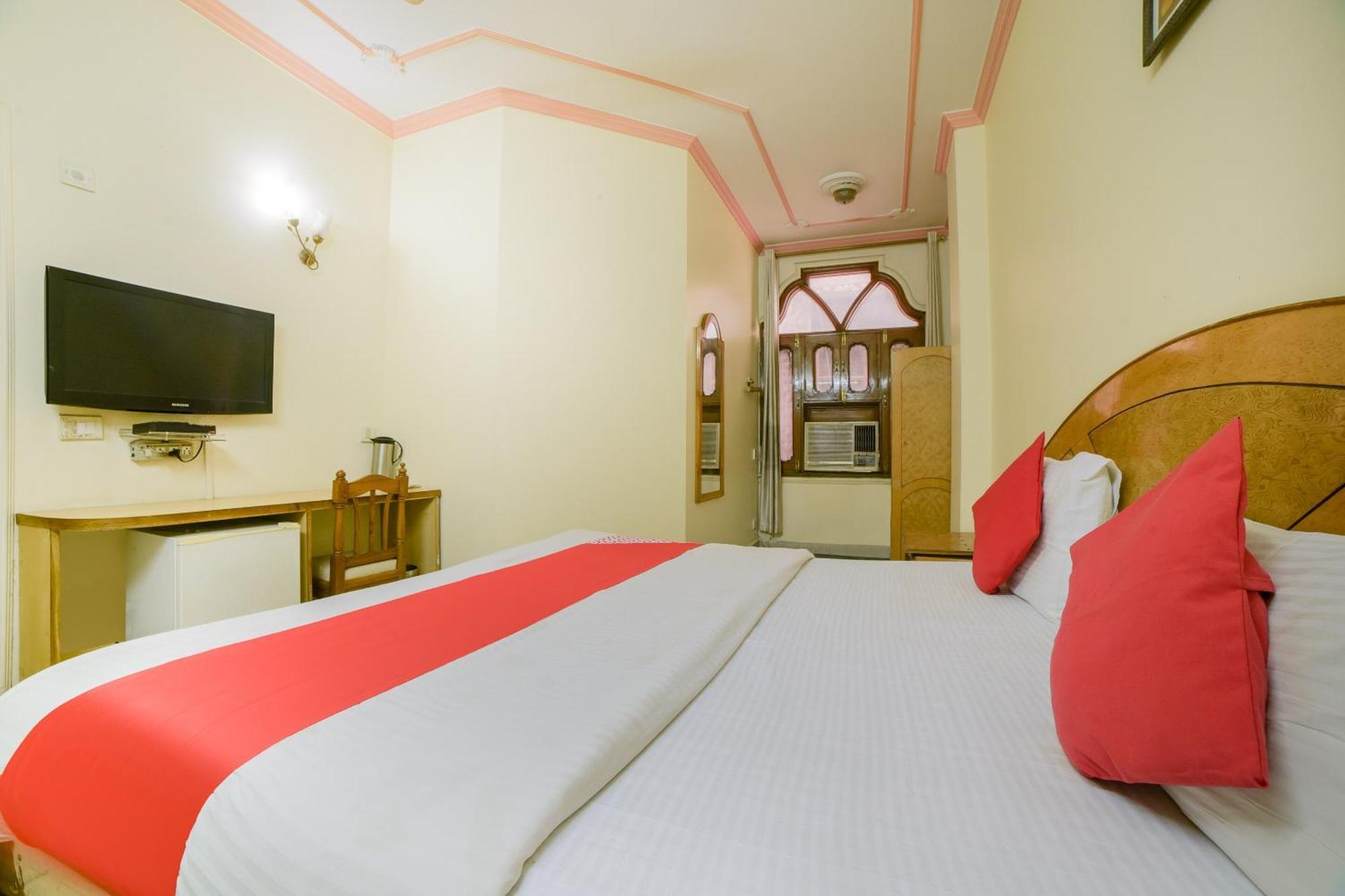 Super Hotel O Blue Sapphire Delhi Ню Делхи Екстериор снимка